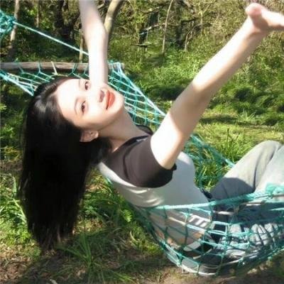 三白眼诅咒海报